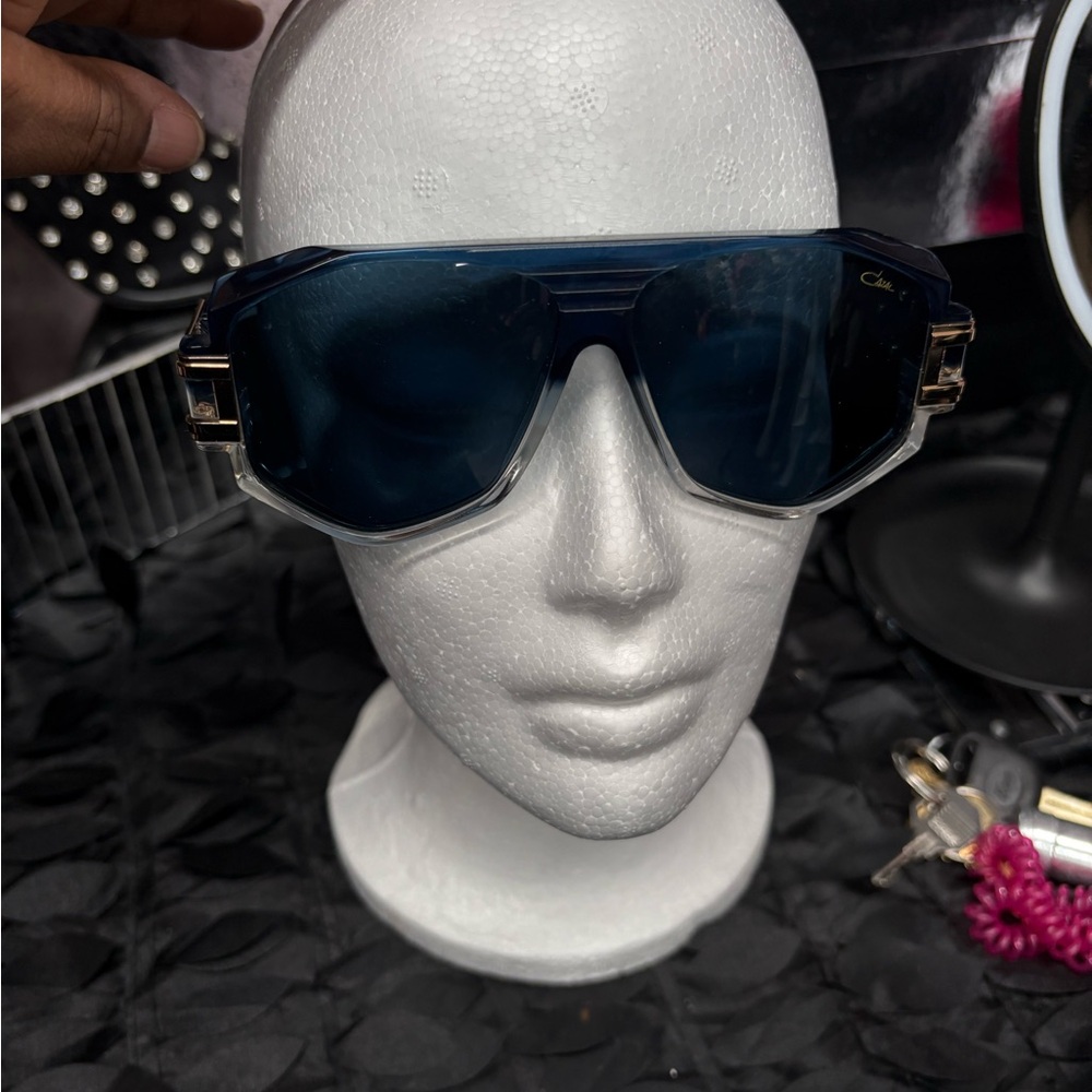 Chic Blue Sunglasses